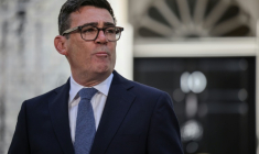 Le nouveau Premier ministre britannique Andy Burnham devant le 10 Downing Street, le 20 juillet 2026 à Londres ( AFP / Henry NICHOLLS )