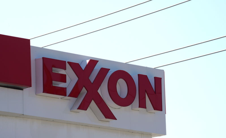 EXXON RATE LE CONSENSUS AU 1ER TRIMESTRE, LE TITRE BAISSE