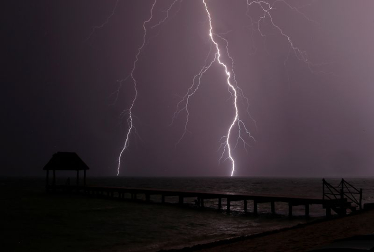 TROIS MORTS DANS DE VIOLENTES INTEMPÉRIES EN CORSE