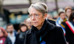 Elisabeth Borne lors de l'hommage aux victimes des attentats terroristes du 13 novembre 2015