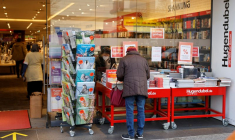 Une librairie dans la rue commerçante Schloss Strasse, à Berlin