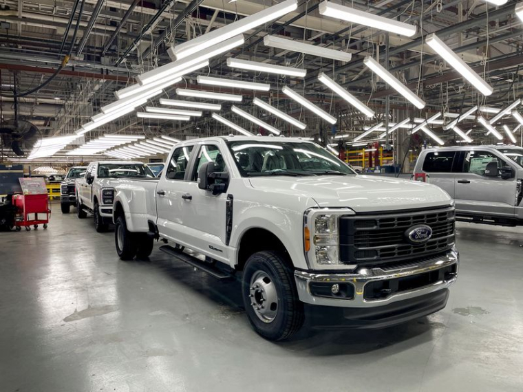 Photo d'archives des camions Ford Super Duty à l'usine d'assemblage de Kentucky Truck à Louisville aux Etats-Unis