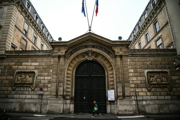 ( AFP / CHRISTOPHE ARCHAMBAULT )