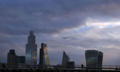 CORONAVIRUS: LE ROYAUME-UNI ENREGISTRE 17.555 CAS ET 498 DÉCÈS EN 24H