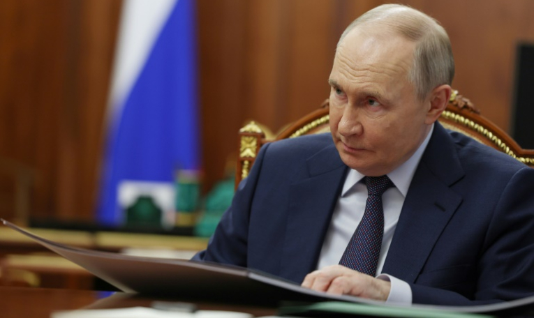 Le président russe Vladimir Poutine à Moscou, le 18 juillet 2025 ( POOL / Mikhail METZEL )