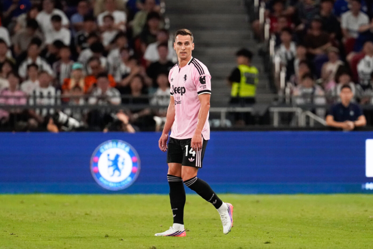 Après deux ans de galère, Arkadiusz Milik encore blessé