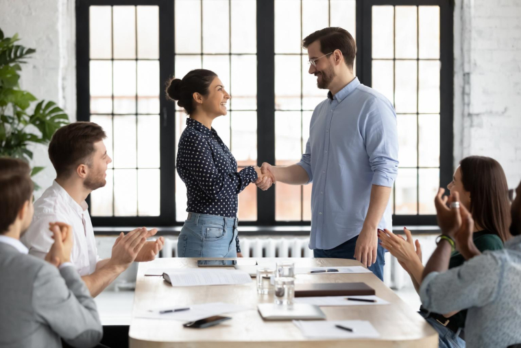 Les métiers des soins, de la propreté ou de l’éducation emploient une majorité de femmes crédit photo : Shutterstock