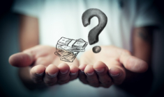 Faut-il toucher sa prime d'épargne salariale plutôt que l'investir ? ( Crédits : ©  sasun Bughdaryan - stock.adobe.com)