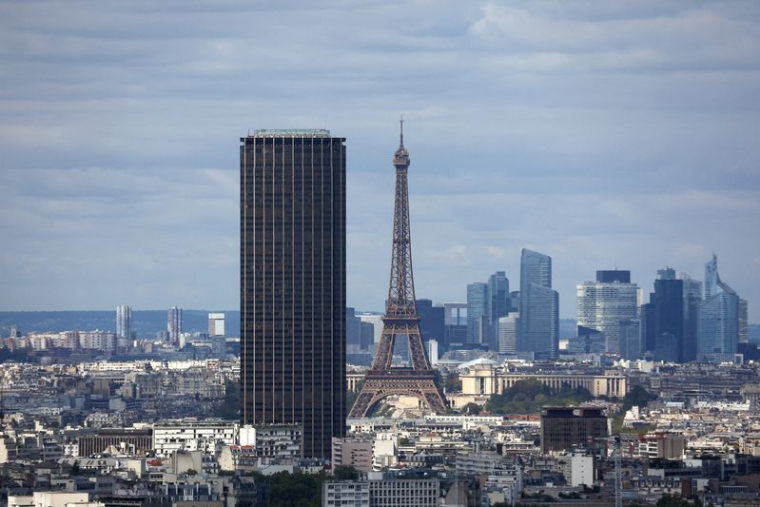 Vue de la Tour Montparnasse et de la Tour Eiffel à Paris