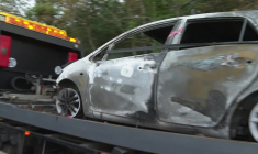 Île d'Oléron: la police scientifique s'affaire autour du véhicule du suspect