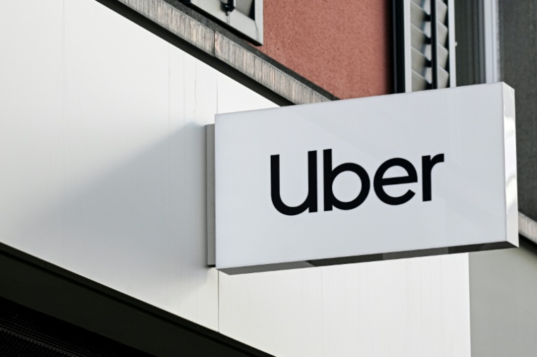 Selon un document récemment déposé auprès de la SEC, Uber compte environ 34 000 employés répartis dans 70 pays différents ( AFP / INA FASSBENDER )