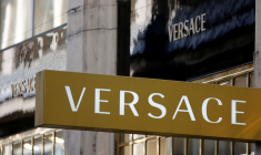 MICHAEL KORS OFFICIALISE LE RACHAT DE VERSACE POUR PLUS DE 2 MILLIARDS DE DOLLARS