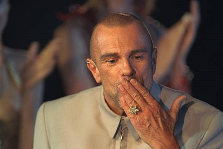 Thierry Mugler, phénomène exceptionnel de la mode, nous a quittés. crédit photo : Getty Images