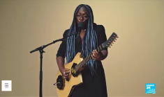 Entre blues et folk, la voie féministe de Mélissa Laveaux