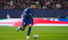 Khvicha Kvaratskhelia titulaire et Désiré Doué sur le banc dans le onze du PSG face à Liverpool