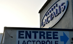 Le siège du groupe laitier français Lactalis (marques Président, Lactel, Bridel, etc), à Laval, dans la Mayenne. ( AFP / JEAN-FRANCOIS MONIER )