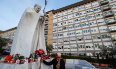 L'hôpital Gemelli, où le pape François est admis pour poursuivre son traitement contre une bronchite