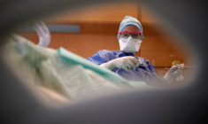 CORONAVIRUS: 9.406 CAS SUPPLÉMENTAIRES ENREGISTRÉS EN 24 HEURES EN FRANCE