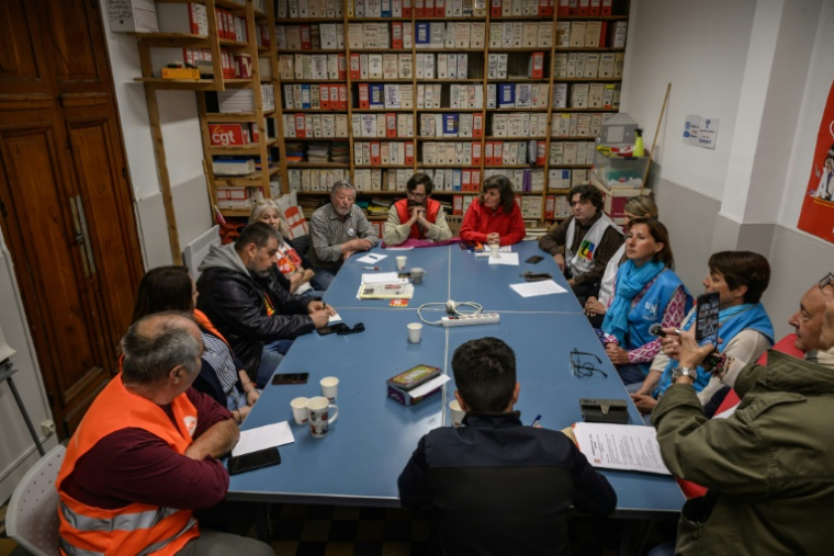 Conférence de presse durant un rassemblement organisé par la CGT à la Bourse du Travail de Carcassonne le 13 mai 2026. ( AFP / Ed JONES )