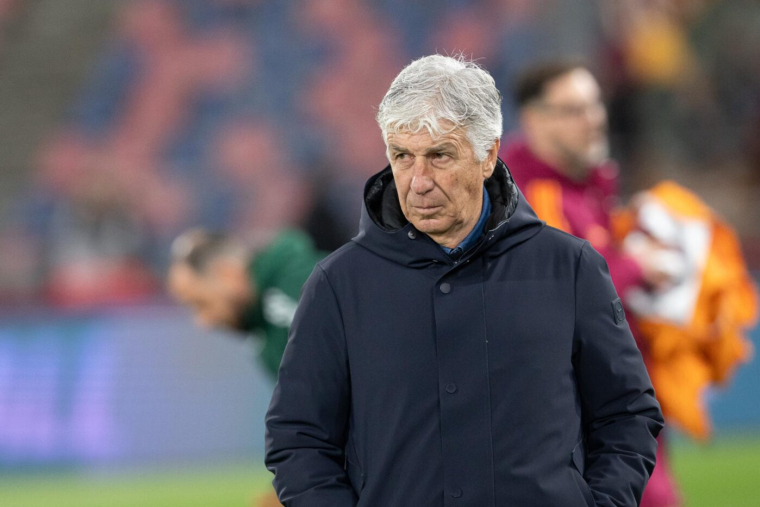 Gasperini quitte la conférence de presse les larmes aux yeux