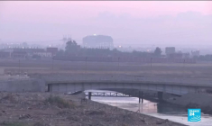 Canal de Suez bloqué : le porte-conteneurs bientôt dans la "bonne direction"