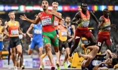 Le Portugais Isaac Nader (à gauche) en finale du 1500 m masculin lors des Mondiaux de Tokyo, le 17 septembre 2025 ( AFP / Jewel SAMAD                          )