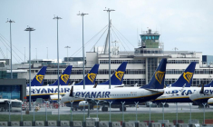 RYANAIR: NOUVELLES RÉDUCTIONS DE CAPACITÉS PRÉVUES APRÈS UNE PERTE PENDANT L'ÉTÉ