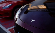 Véhicules électriques Tesla chez un concessionnaire à Durango