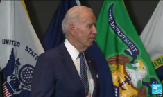 Covid-19 aux États-Unis : la vaccination des employés fédéraux à l'étude