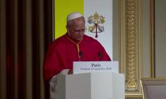 A l'Elysée, le pape met en garde contre l'avènement d'un "paradis de machines"
