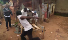 Ouganda : Wakaliwood, le studio de cinéma des bidonvilles qui casse les codes