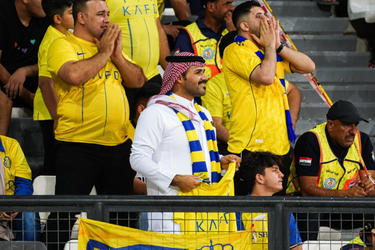 Un missile balistique retarde Al-Nassr-Neftchi Fargona