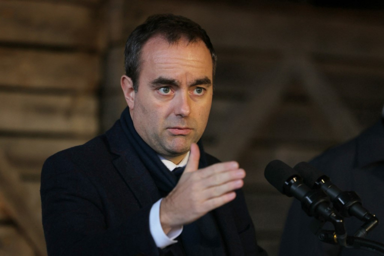 Le Premier ministre Sebastien Lecornu à Baigneaux, le 30 janvier 2026. ( AFP / THOMAS SAMSON )
