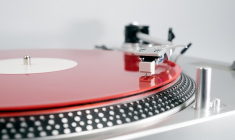 La platine vinyle est de retour (Crédits photo : Shutterstock)