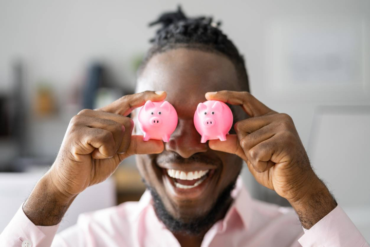 Épargne, ces astuces pour mettre de l'argent de côté sans douleur - iStock-AndreyPopov