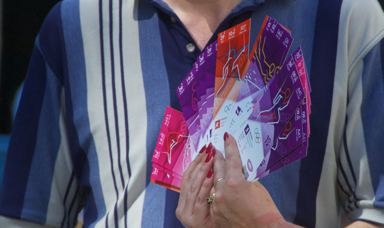 JO 2024 : les billets haut de gamme finiront-ils par trouver preneur ?