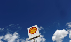 Le logo de Shell dans une station-service