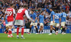 Arsenal choke face à Brighton et perd la tête de la Premier League