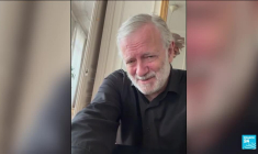 Mort d'Alain Delon : le monde du cinéma, endeuillé, rend hommage au "monument" français