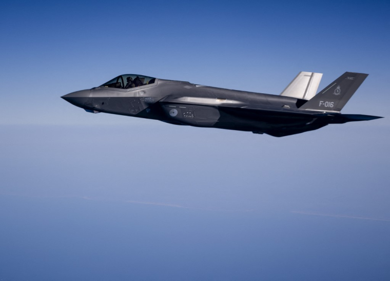 Un F35 néerlandais au-dessus de la mer du Nord. (illustration) ( ANP / SEM VAN DER WAL )