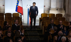 Emmanuel Macron à Paris, le 9 mars 2023. ( POOL / Christophe PETIT TESSON )