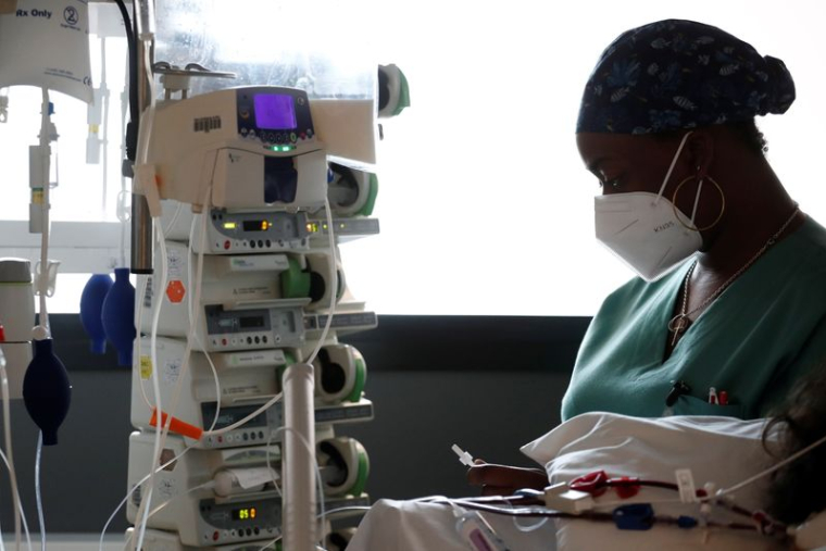 CORONAVIRUS EN FRANCE: BAISSE DU NOMBRE DE PATIENTS EN RÉANIMATION
