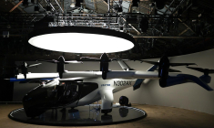 Archer is working to win final US certificaiton of an air taxi that would shuttle travelers from downtown New York to airports in less than 15 minutes ( AFP / CHARLY TRIBALLEAU )