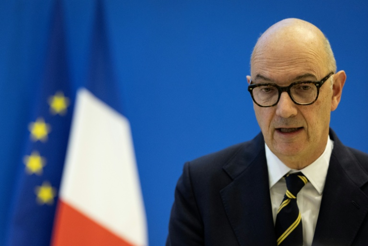 Le ministre de l'Economie Roland Lescure, le 17 septembre 2026 à Paris ( AFP / Kenzo TRIBOUILLARD )