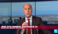 "La probabilité du recours à l'arme nucléaire en Ukraine demeure faible", estime Jens Stoltenberg