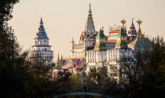 UKRAINE: LE KREMLIN JUGE INACCEPTABLES LES ACCUSATIONS DE GÉNOCIDE DE BIDEN