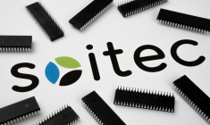 Un logo Soitec entouré de semi-conducteurs (Crédit:  / Adobe Stock)