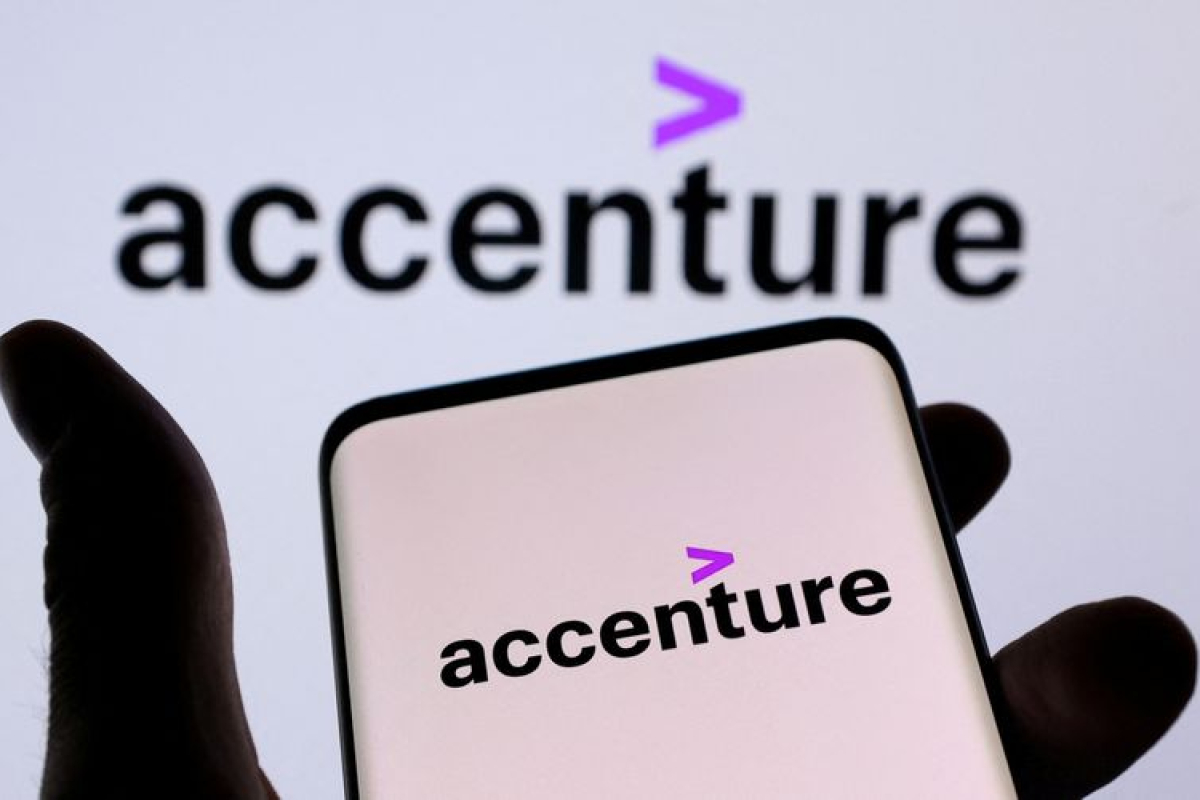 Chute notable d'Accenture suite à la réduction des dépenses fédérales américaines