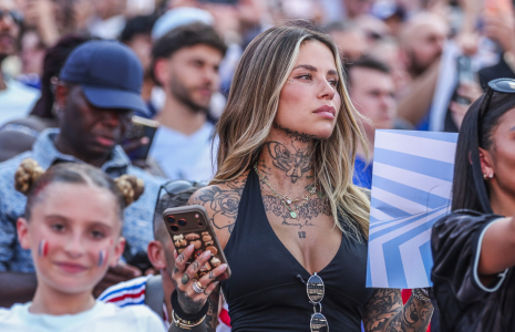 « Si tu voles ton prochain, on te coupe les mains » : la réaction de la compagne de Theo Hernandez après le 17 octobre
