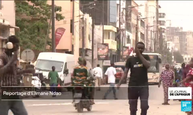 Sénégal : les taxis en guerre contre les VTC